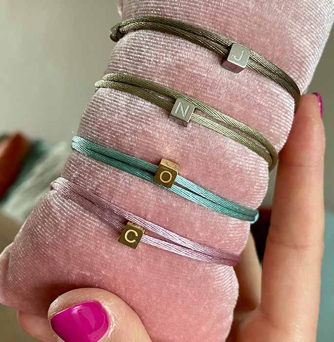 Armband cube letter goud - Afbeelding 9